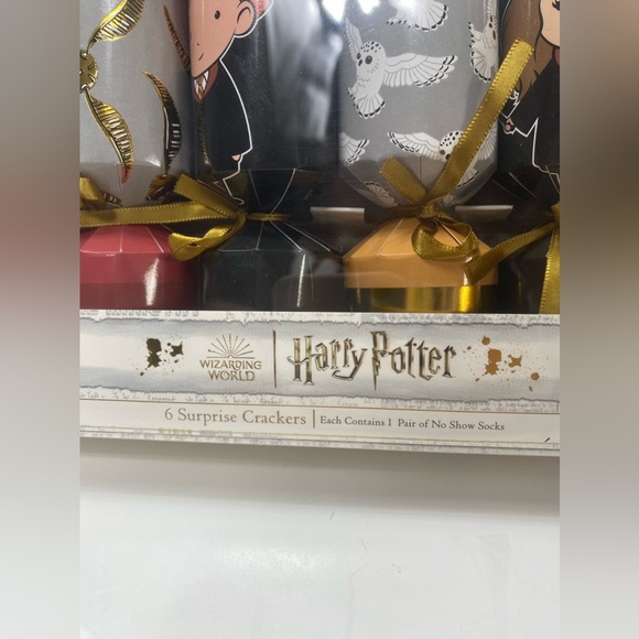 Socks Harry Potter women’s surprise crackers 6 pack fits size 4-10 - Picture 3 of 10